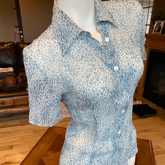 🦋 Lightweight. Iridescent/Pearl Buttons. - Picture 3 of 6